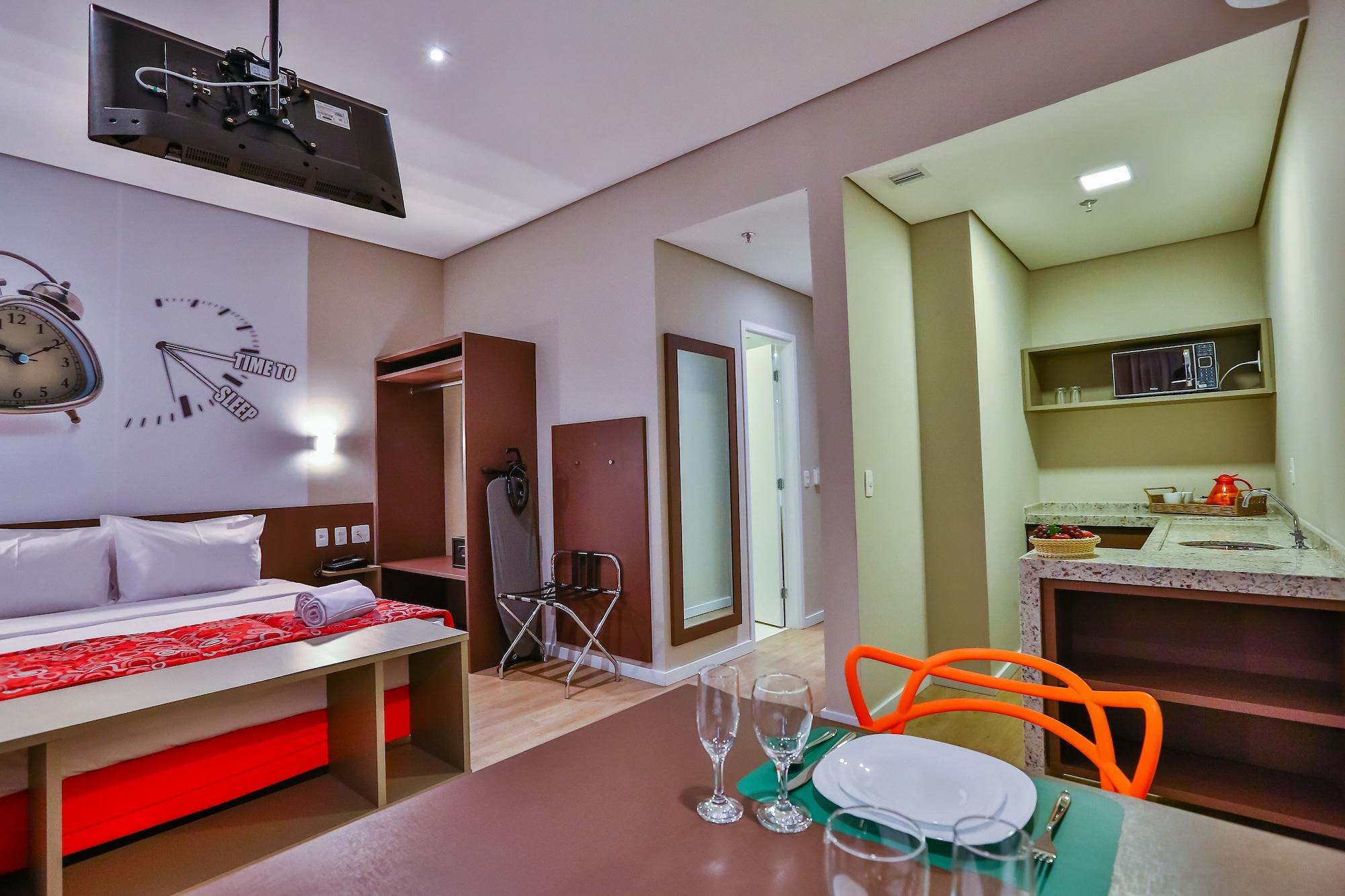 Hotel Summit Suítes