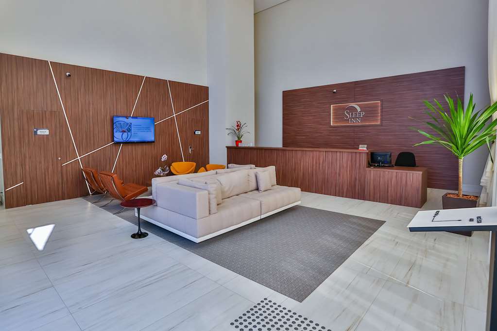 Hotel Summit Suítes
